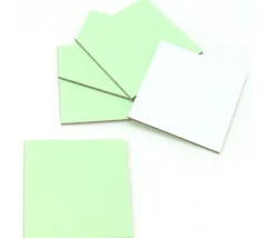 24 carrés 4 x 4 cm carton rigide vert/blanc vierge tuiles à personnaliser