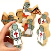 6 chevaliers en bois rouges et blancs - Figurines de jeux