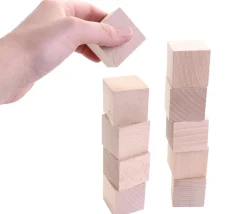 10 cubes en bois brut 4 cm