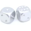 2 dés couleur aluminium platine 16 mm