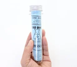 8 dés multi-faces nacrés bleu rose Lab Dice 6 chessex