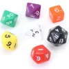 7 dés multi-faces opaques multicolores