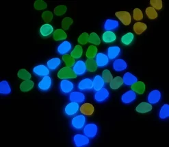 50 galets colorés lumineux env 1,5 cm