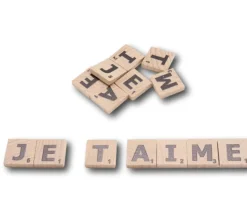 7 jetons lettres jeu pour dire "je t'aime"
