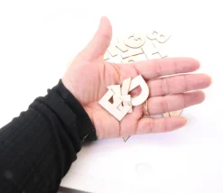 26 lettres alphabet en bois naturel 3.5 cm