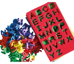 130 mini lettres en mousse fine de 1.5 cm de hauteur
