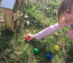 6 Oeufs en bois multicolores de 6 cm - 6 couleurs