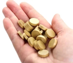 20 petits Pions ronds dorés en bois 1.5 cm - jeton de jeu COULEUR OR 15 x 4 mm