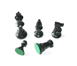 32 Pièces échecs plastique 97 mm taille T5 + 2 dames