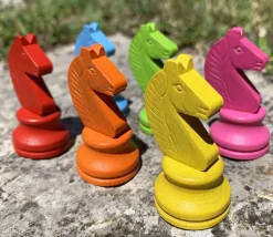 6 Pions chevaux en bois 5 cm multicolores