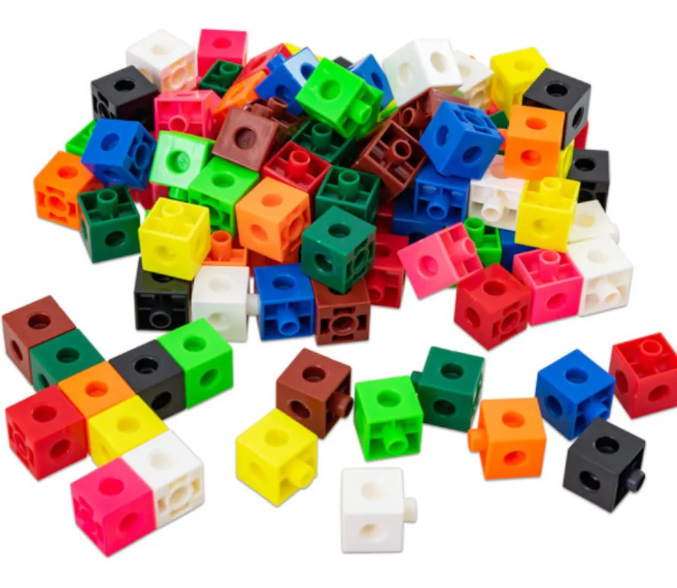 100 pions cubes multicolores 2 cm clips emboîtables 20 x 20 mm clipsables