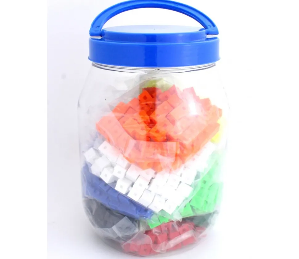 1000 pions cubes multicolores emboîtables 1 cm clipsables