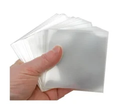 50 protèges cartes Carré 70 x 70 mm pochette sleeves square