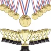 24 récompenses : 12 Médailles 3 cm et 12 trophées 8.5 cm