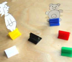 6 Supports de pions multicolores avec clips - socles