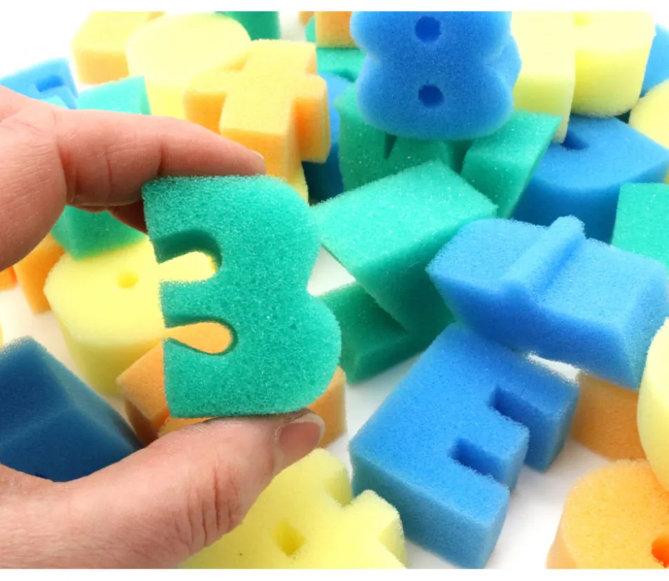 11 tampons chiffres colorés en éponge - 4/5 cm
