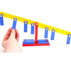 Balance élève de 33 cm avec 20 poids de 10 g