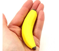 Banane en bois jaune de 8.5 x 1,8 cm jouet