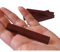 Batonnet 8 cm en bois marron - 10x10x80 mm