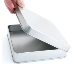 Boite métal carré pour accessoires jeux 120 x 120 x 25 mm