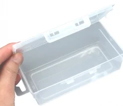 Boite 130x76x42 mm vide plastique (format tarot) clips transparente