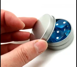 Boîte ronde métal Ø 4.3 cm avec couvercle hermétique