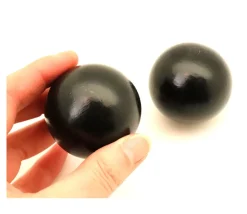 Boule 5 cm couleur noire en bois - grosse bille hêtre diamètre 50 mm