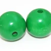 Boule percée 3 cm couleur verte en bois - grosse perle hêtre diamètre 30 mm trou 6 mm