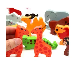 Chameau en bois 64 x 73 x 15 mm