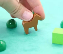 Cheval 4 pattes dodu pion marron bois 25x28x10 mm