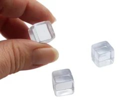 Cube 12 mm en plastique translucide transparent