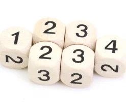 Dé 1 2 2 3 3 4 en bois de 16 mm en chiffres