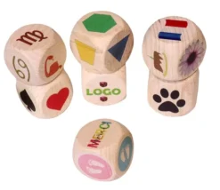 Dé bois 3 cm personnalisé : 6 faces personnalisées avec vos images