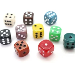 dé marbré 2 cm (couleur mise au hasard)