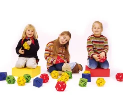 Grand dé 4 faces géant 10 cm - 1 à 4