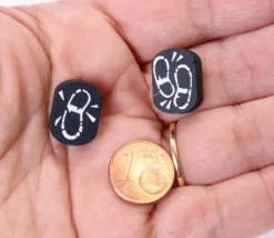 Jeton Traces de pas en bois 11 x 15 x 5 mm