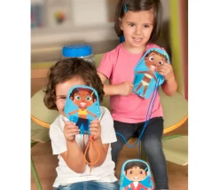 Jeu de laçage 6 grands personnages à habiller