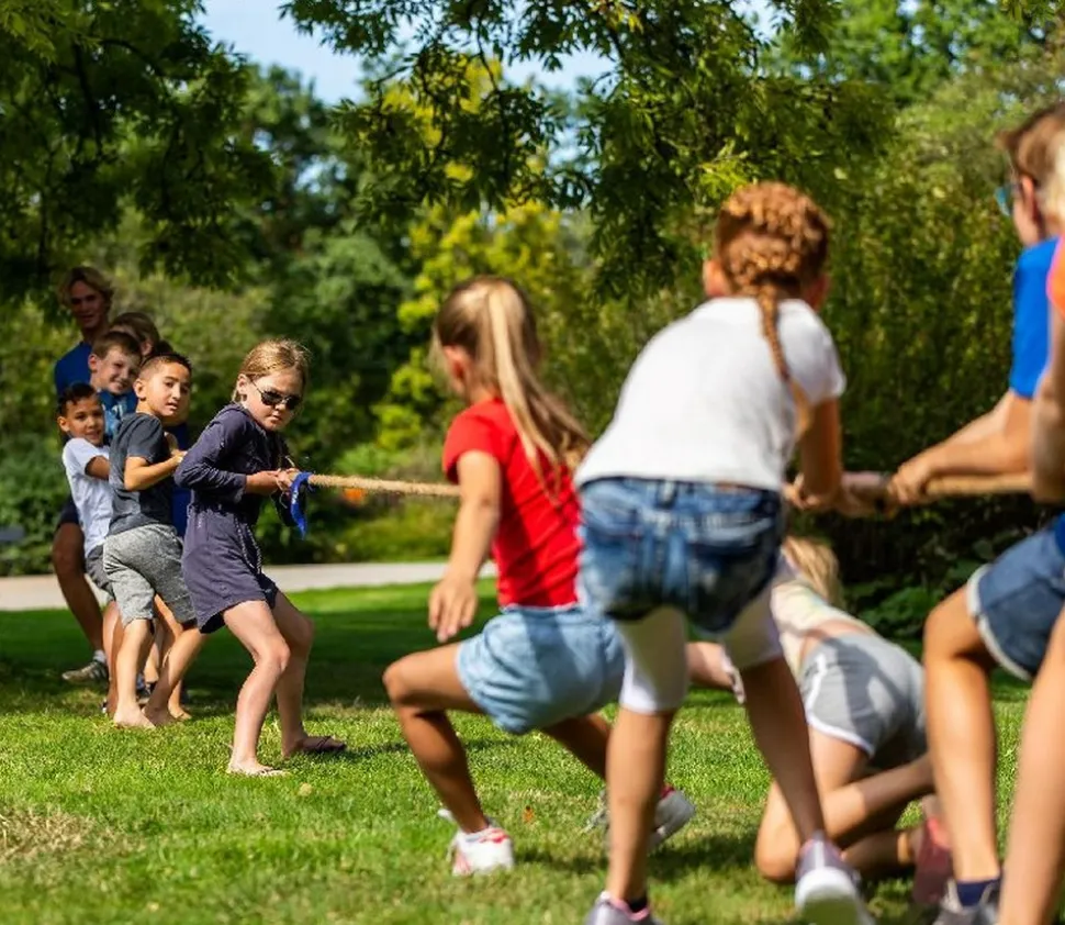 Jeu de tir à la corde 10 mètres avec drapeau limite