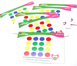 Jeu enfilade des couleurs en bois