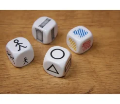 Lot 4 dés attributs : grandeur, épaisseur, forme et couleur - 22 mm