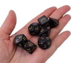 Lot 7 dés multi-faces noirs chiffres dorés