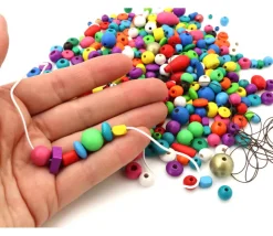 Lot 350 petites perles en bois multicolores