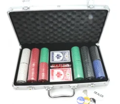 Mallette de Poker avec 300 jetons , 2 jeux de Cartes, 5 dés
