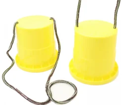 Mini échasses enfant en plastique coloré