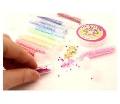 Mini perles rocailles - 15 tubes de couleurs + apprêts