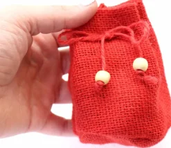 Mini sac jute rouge 7.5 x 10 cm avec cordon