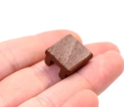 Mini table bois 1.6 x 1.5 x 1 cm