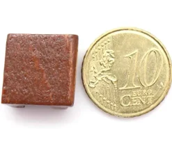 Mini table bois 1.6 x 1.5 x 1 cm