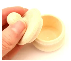 Petite boite ronde bois avec couvercle : 45 mm de diamètre