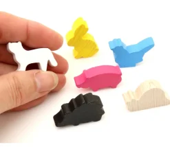 Pion Chat blanc en bois pour jeu 30x19x8 mm